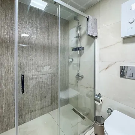 Qoople New Level Cleopatra Family Apartment *