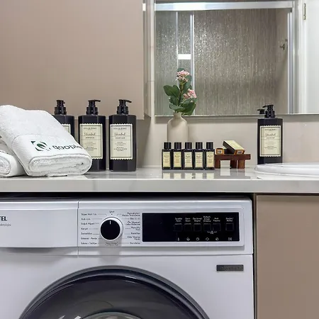 Qoople New Level Cleopatra Family Apartment *